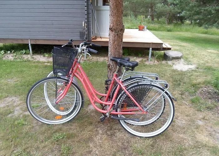 Tihase Puhkemajake